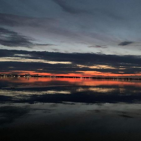 Apartment Sunset Lake View مامايا المظهر الخارجي الصورة