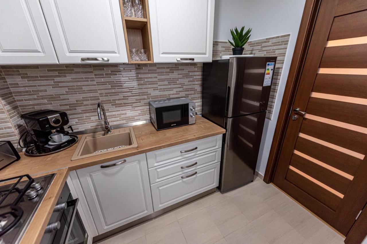 Apartment Sunset Lake View مامايا المظهر الخارجي الصورة
