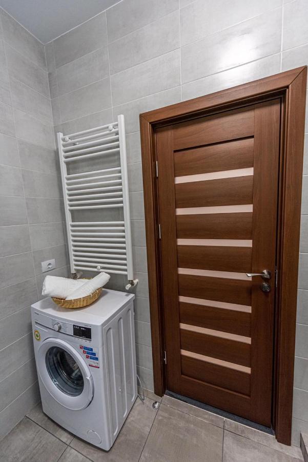 Apartment Sunset Lake View مامايا المظهر الخارجي الصورة